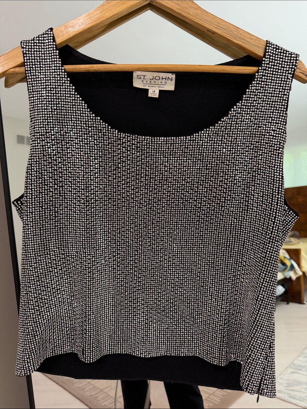 St. John Evening Black and crystal Textured Sleeveless Tank